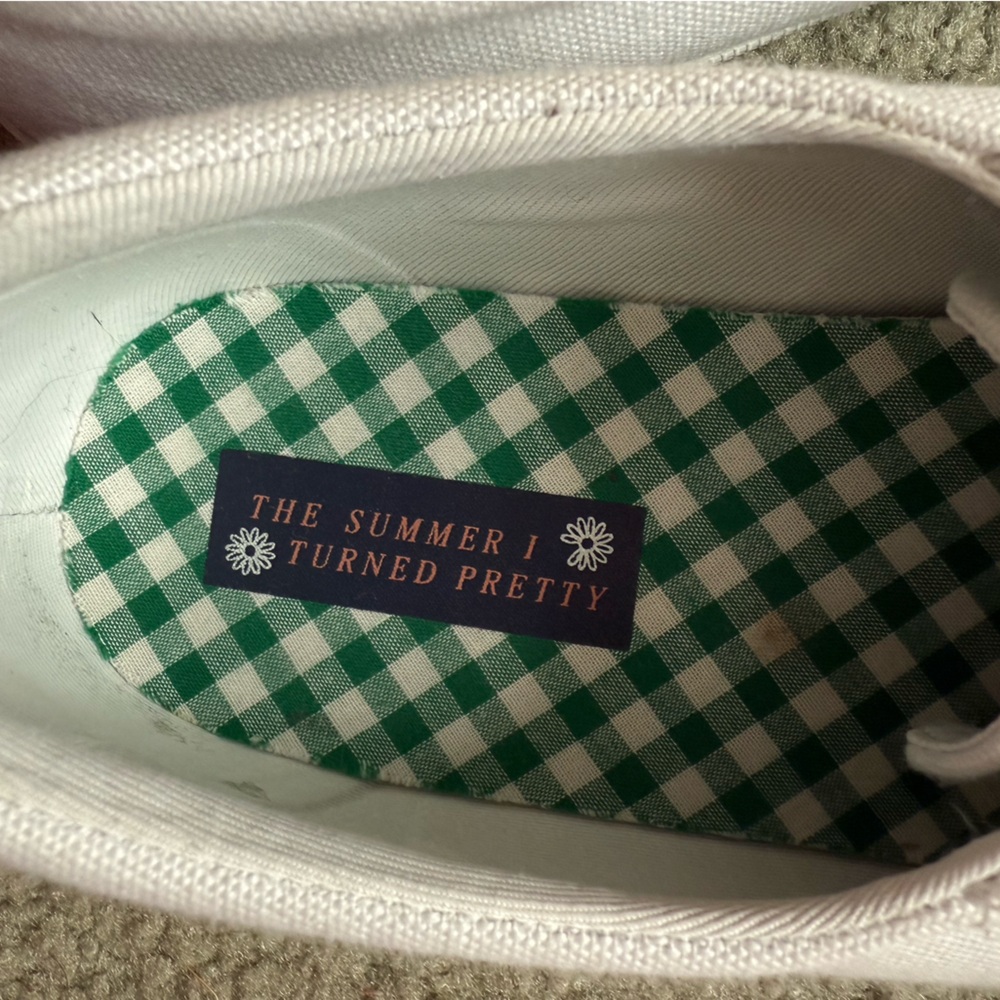 Sperry White Canvas Sneakers with Green Accents The summer I turned pretty - Picture 5 of 5